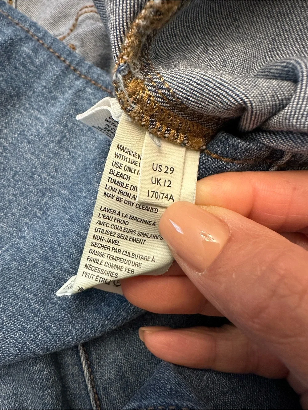 Free People Retro 70s Vibe Flare Jeans pull on knee dart boho